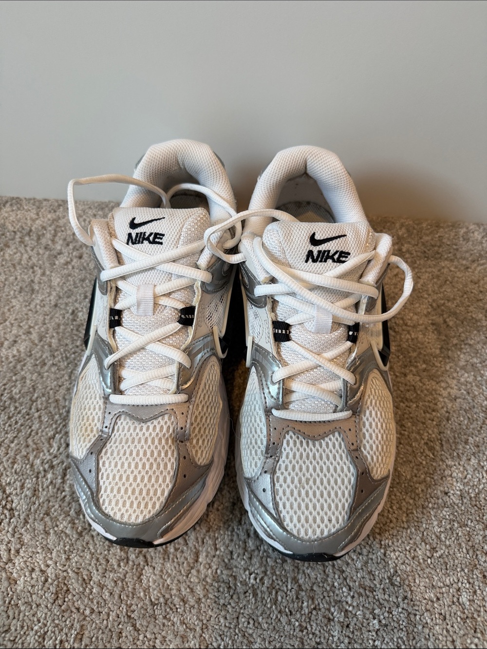 Nike V5 RNR Sneaker